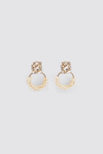 Load image into Gallery viewer, Shiny Earrings with Faux Pearls